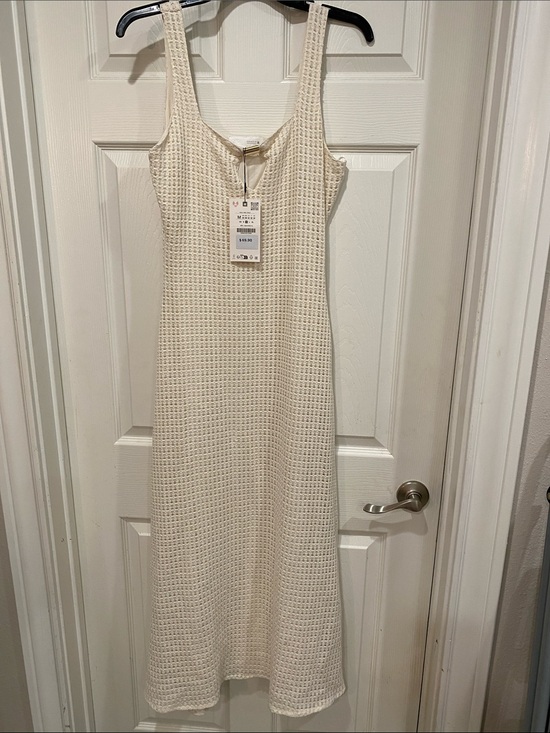 Zara Dresses & Skirts - Zara NWT dress was $69.90